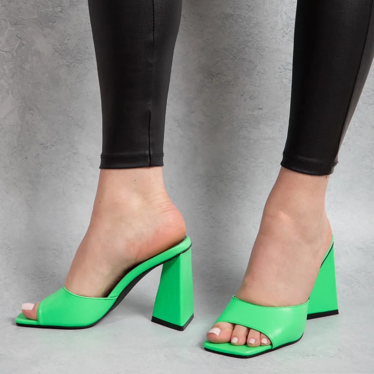 BEBO Kyrah Heeled Mule in Lime