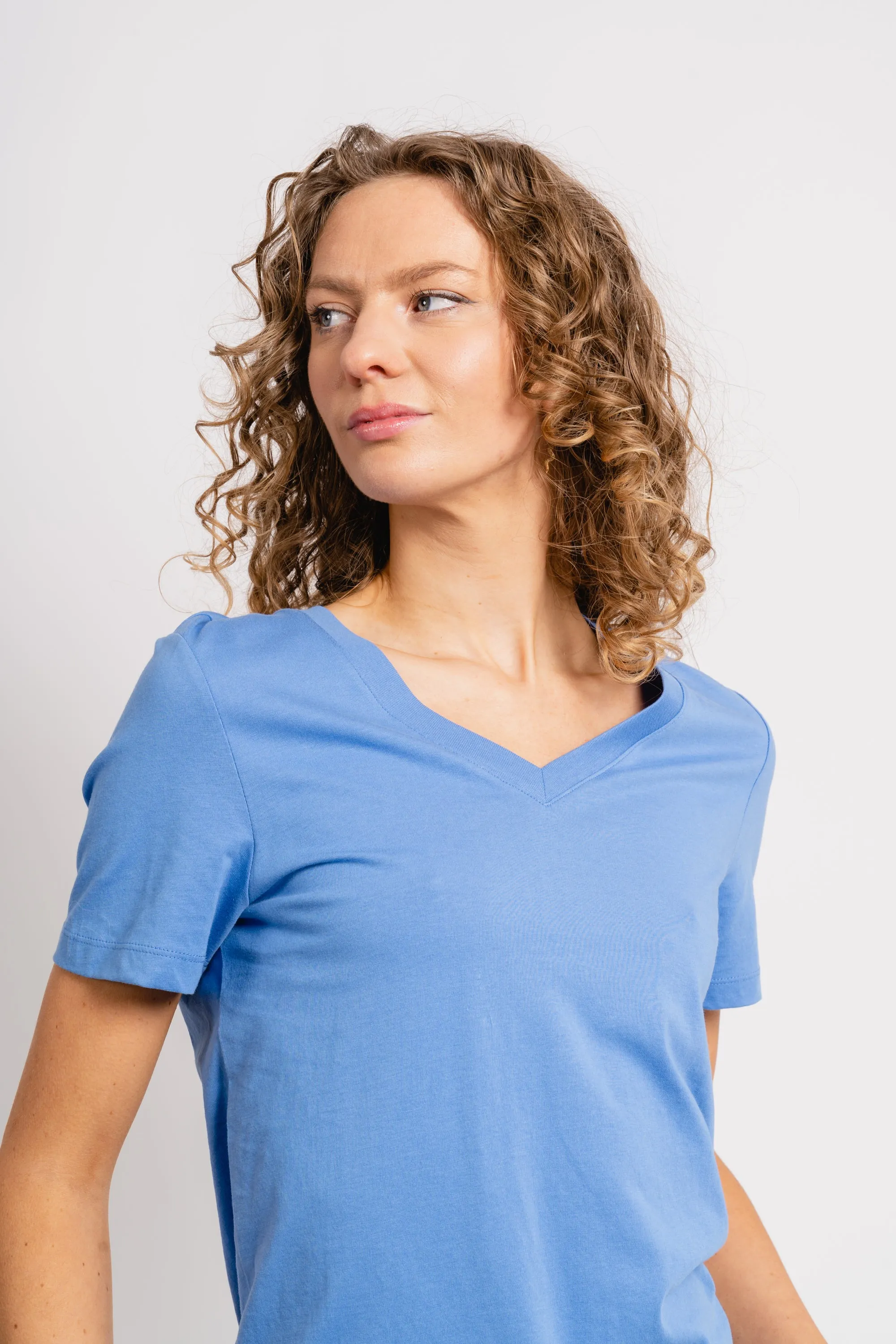 Essential Ss V-Neck Tee - Ultramarine