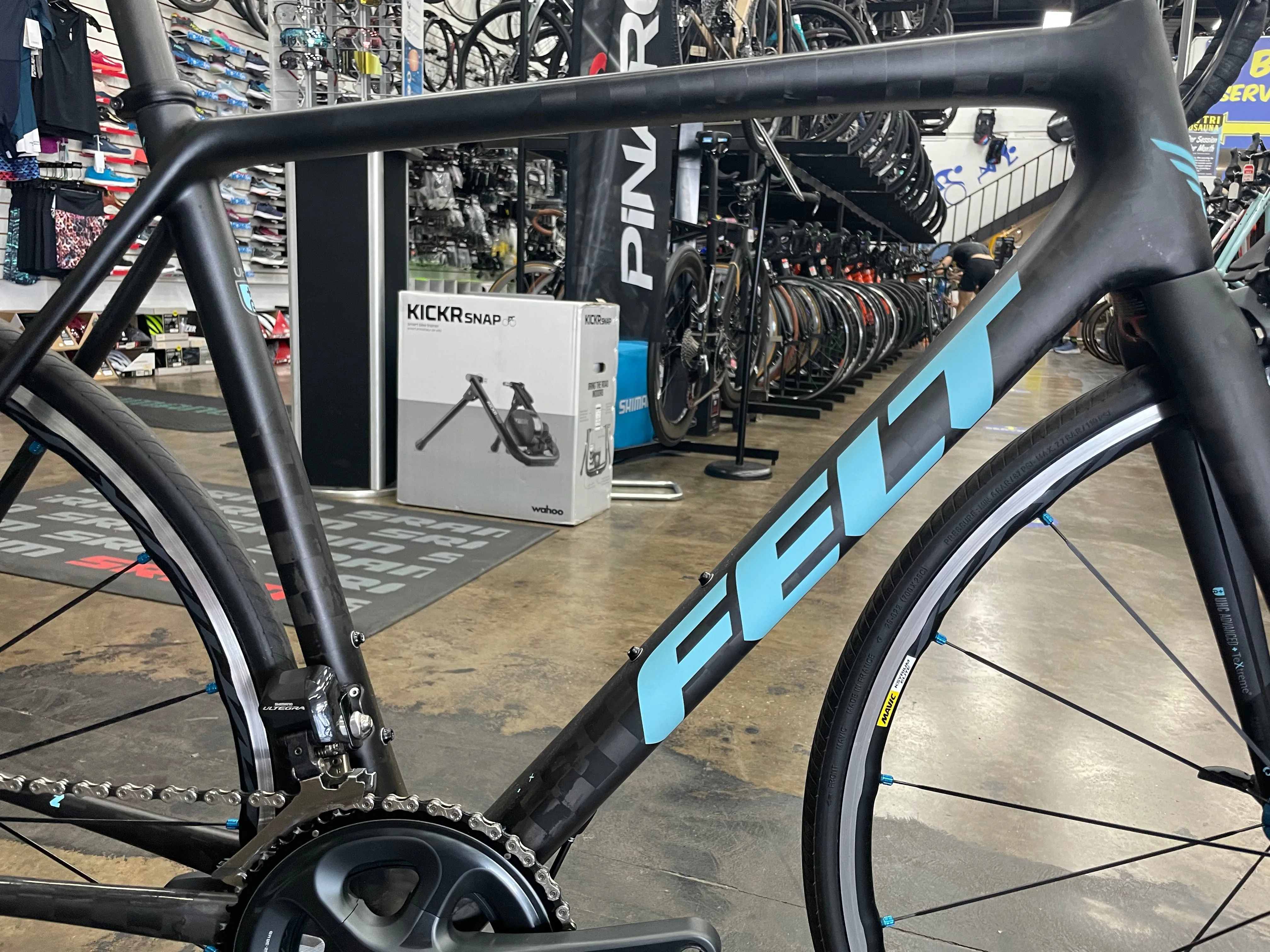Felt FR2 Shimano Ultegra Di2 - Matte Black/Blue 2017 DEMO