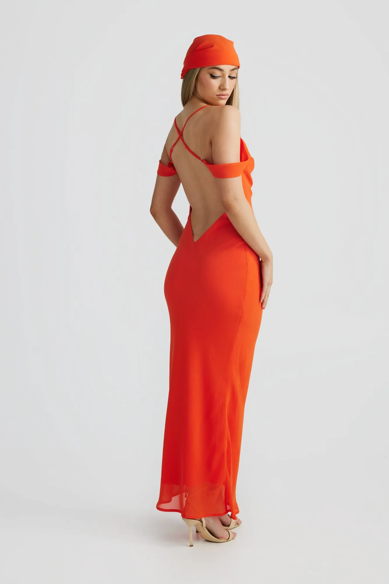MÉLANI The Label VIENNA Low Back Chiffon Maxi Dress