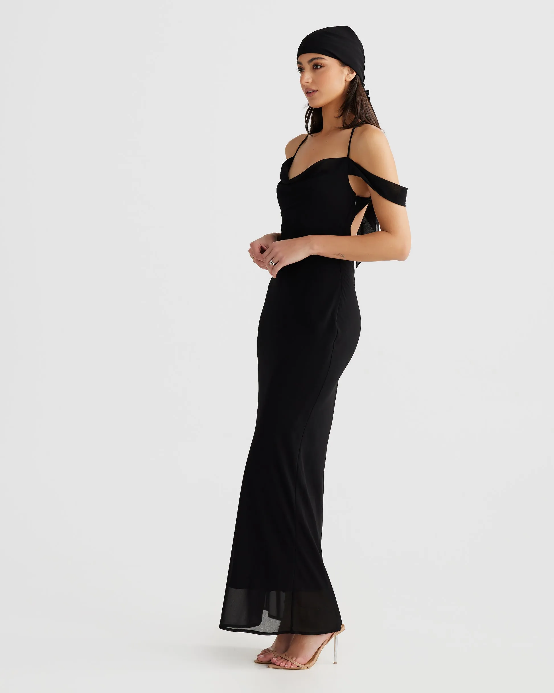 MÉLANI The Label VIENNA Low Back Chiffon Maxi Dress