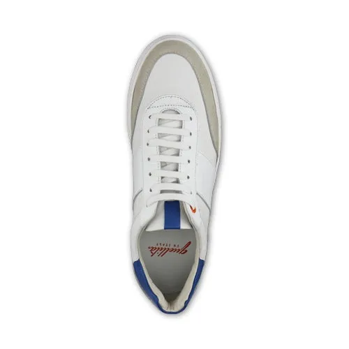 Sneakers bianche con riporto ghiaccio e blu