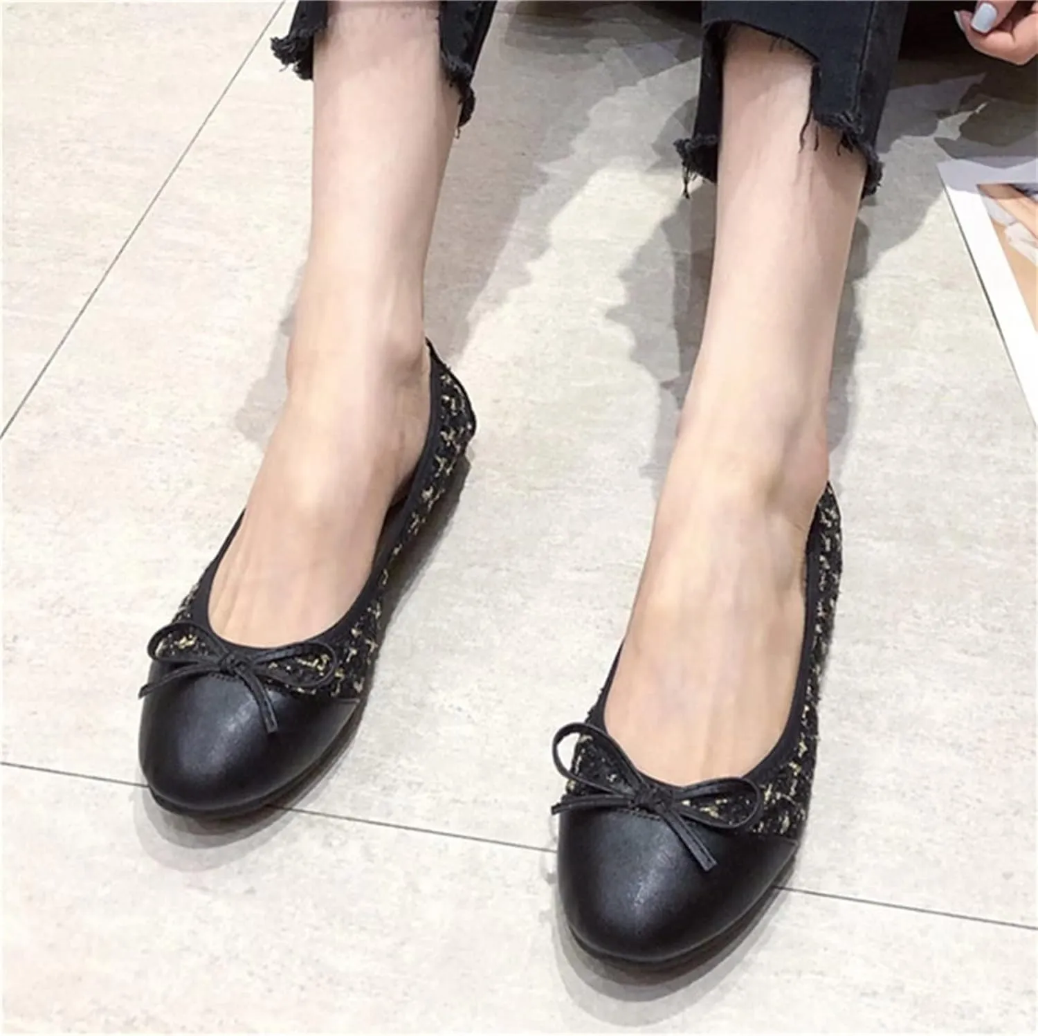Stunner Women's Casual Flats Comfortable Round Toe Slip On Ballet Flats with Bow Decoration