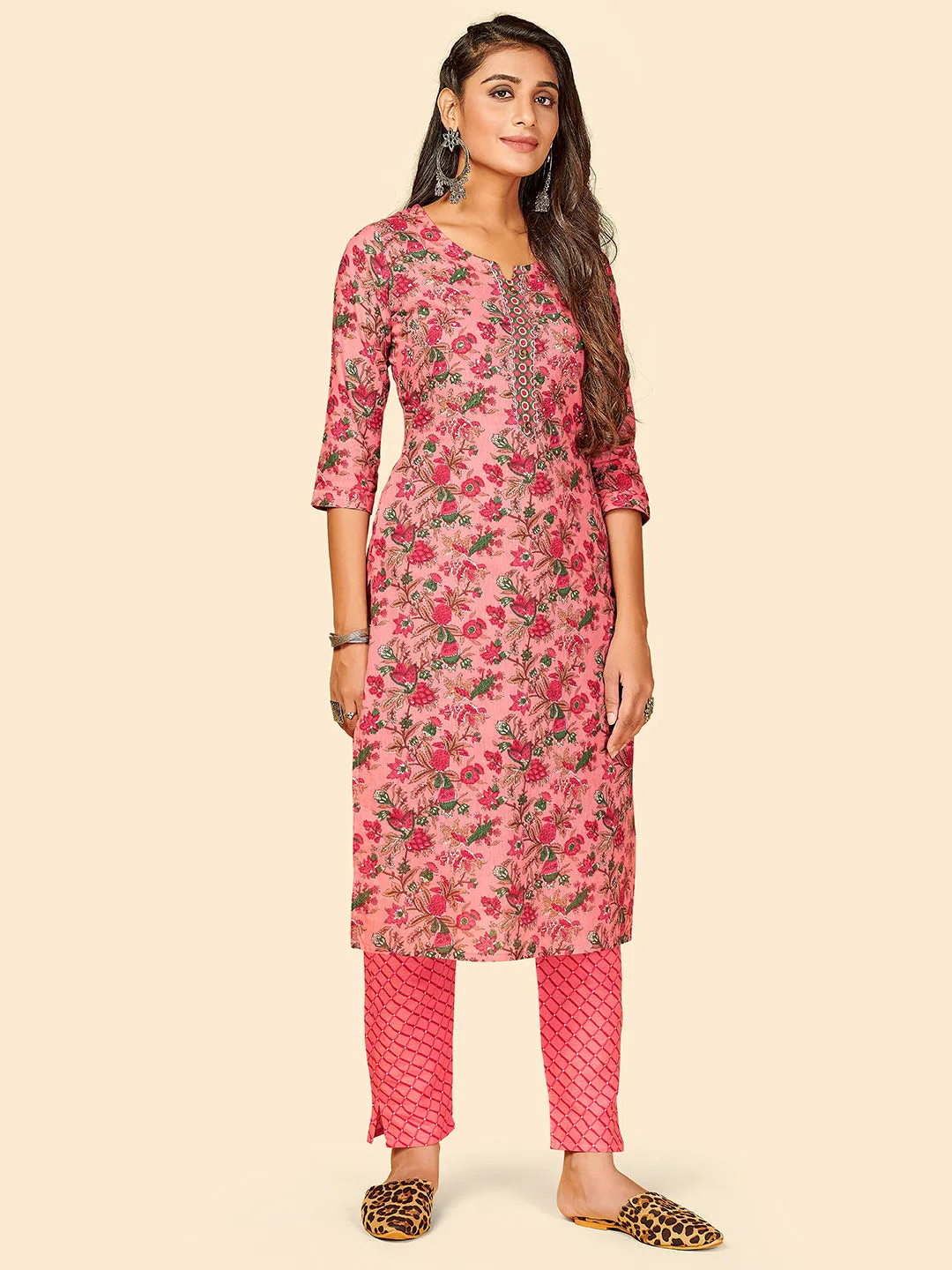 Women'S Printed & Gotta Work Straight Cotton Pink Stitched Kurta With Pant